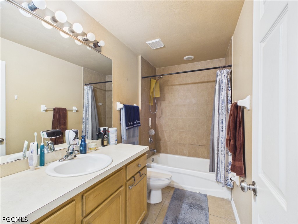 4 Bed SingleFamilyResidence for Sale in Greenbriar, photo 15