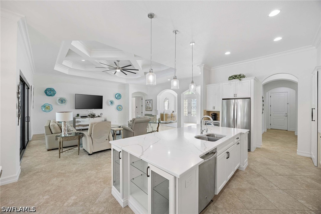 3 Bed Pool Home for Sale in Castlewood, photo 15