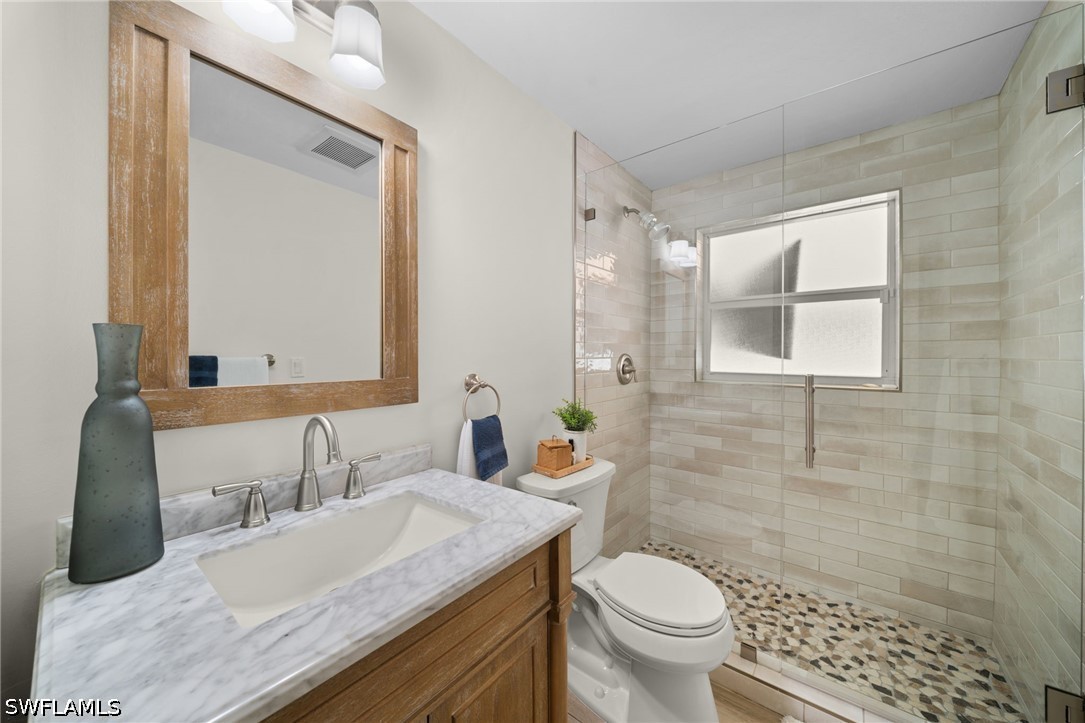 3 Bed Pool Home for Sale in Olde Naples, photo 15