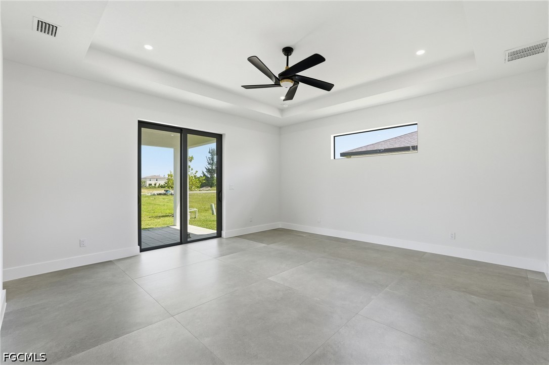 3 Bed SingleFamilyResidence for Sale in Cape Coral, photo 15