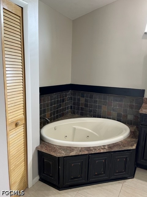 3 Bed Pool Home for Sale in Cape Coral, photo 15