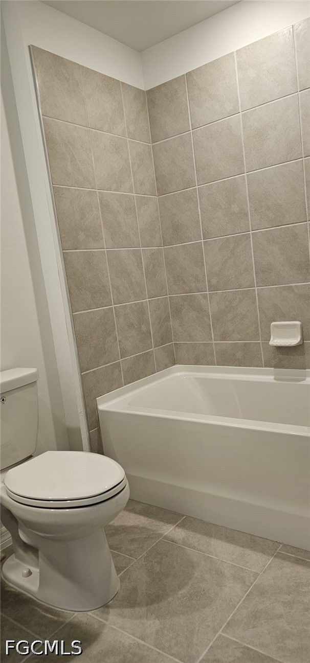 3 Bed Waterfront Home for Sale in Lehigh Acres, photo 15