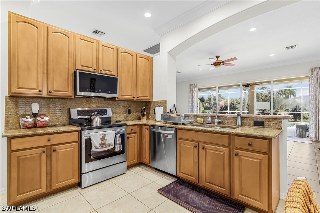 3 Bed Pool Home for Sale in Naples, photo 15