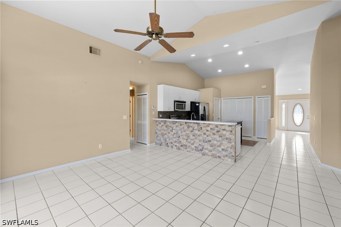 3 Bed Waterfront Home for Sale in Eagle Pointe, photo 15