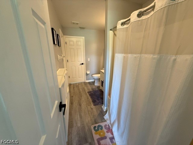 3 Bed SingleFamilyResidence for Sale in Fort Myers, photo 15