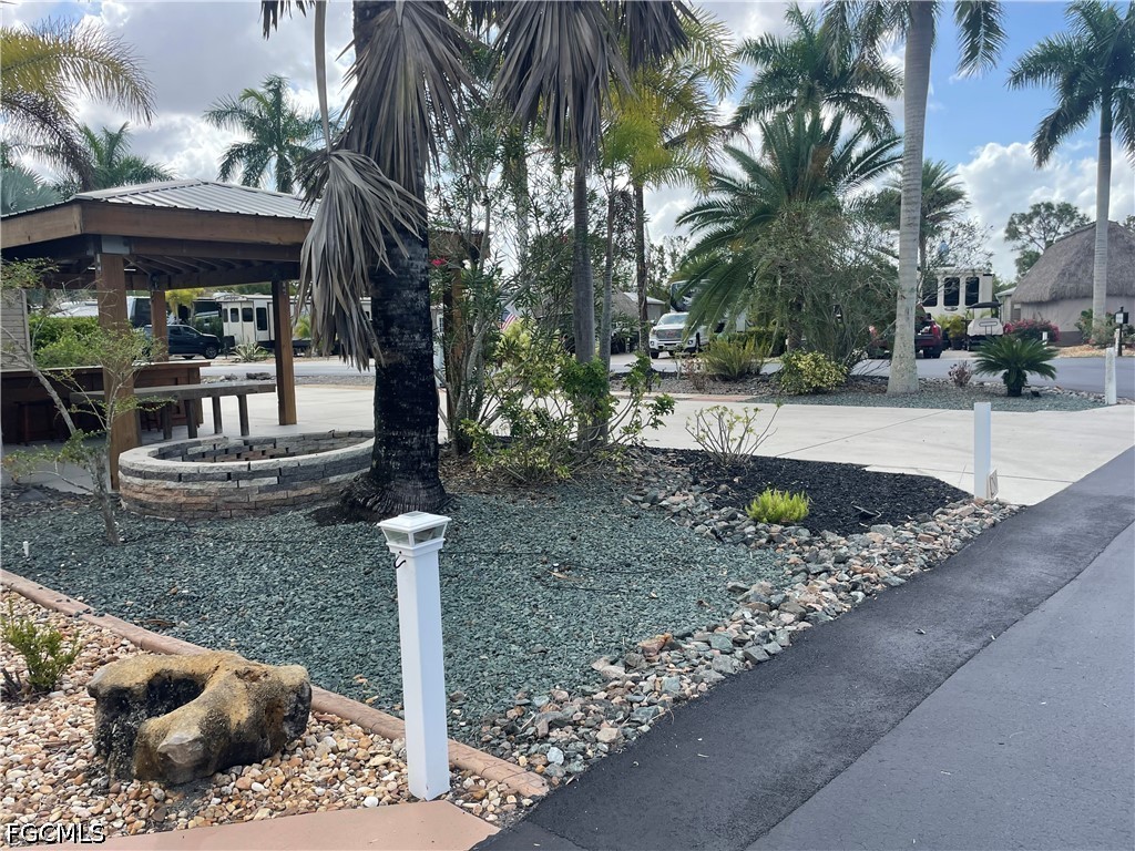 Residential for Sale in Fort Myers, photo 15
