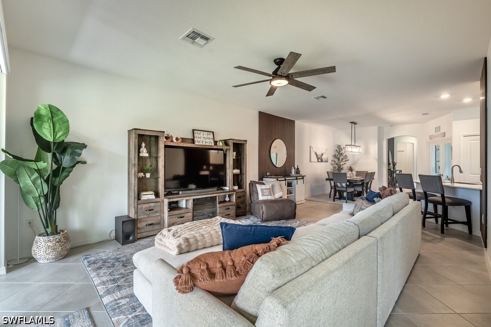 2 Bed Waterfront Home for Sale in Naples, photo 15
