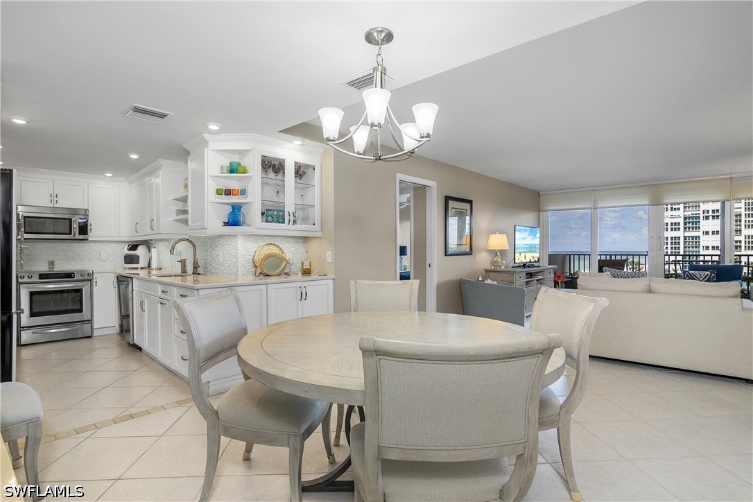 2 Bed Pool Home for Sale in Gulfside, photo 15