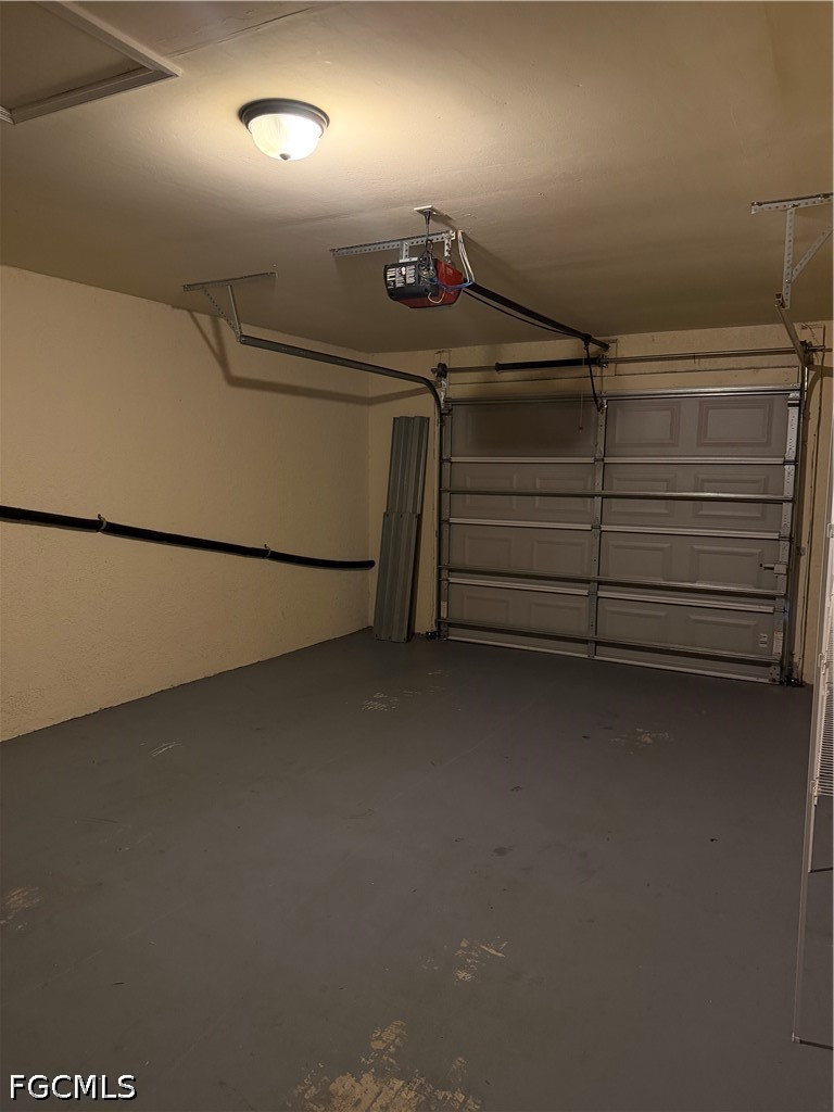 3 Bed Duplex for Sale in Cape Coral, photo 15