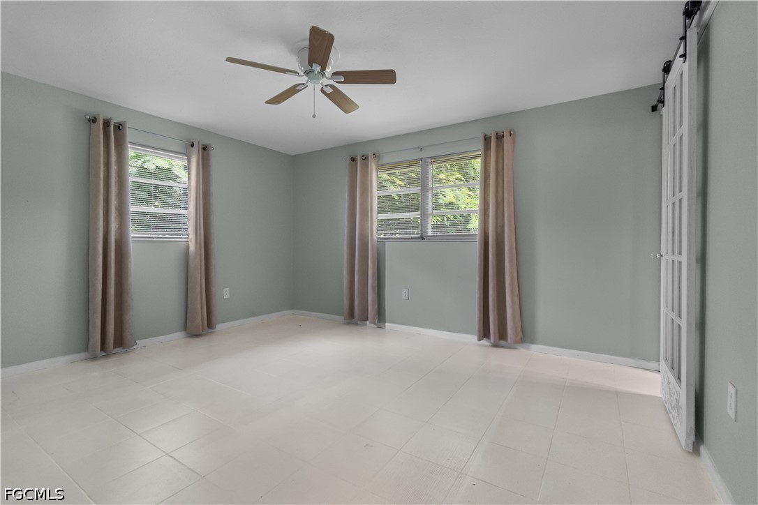 2 Bed SingleFamilyResidence for Sale in Fort Myers, photo 15