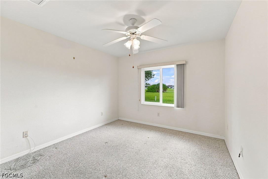 3 Bed SingleFamilyResidence for Sale in Cape Coral, photo 15