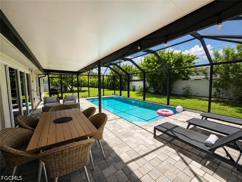 3 Bed Pool Home for Sale in Cape Coral, photo 15