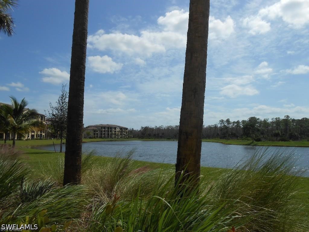 2 Bed Waterfront Home for Sale in Alberi Acqua, photo 15
