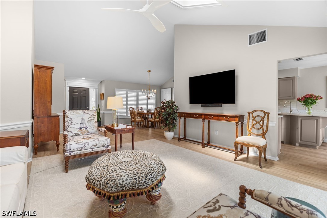 3 Bed SingleFamilyResidence for Sale in Naples, photo 15