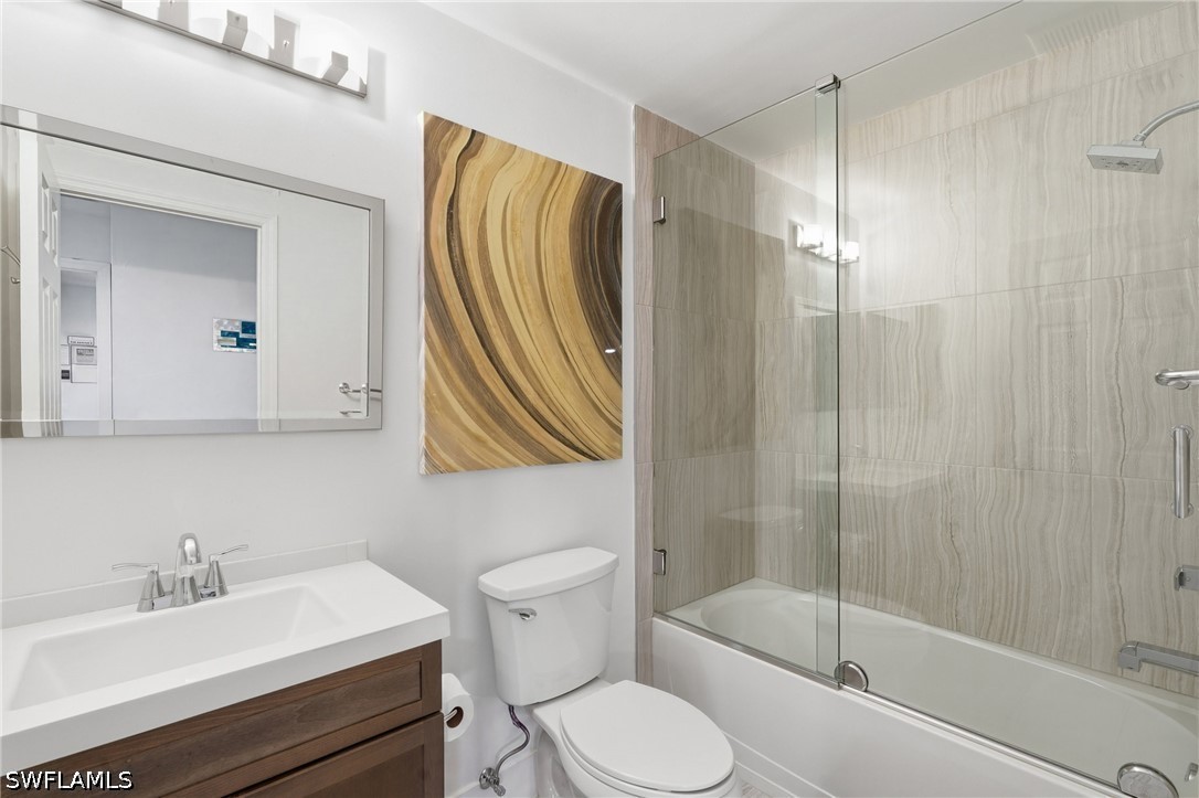 3 Bed Pool Home for Sale in Lakewood, photo 15