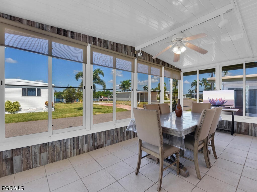 2 Bed ManufacturedHome for Sale in Fort Myers, photo 15