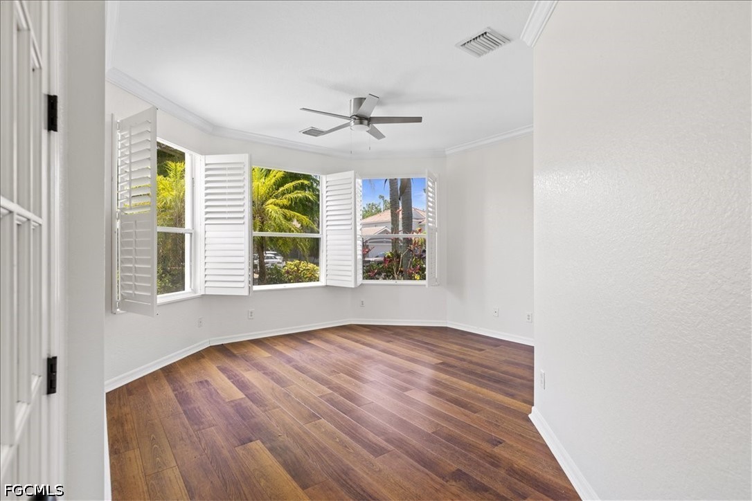 6 Bed SingleFamilyResidence for Sale in Stoneybrook, photo 15