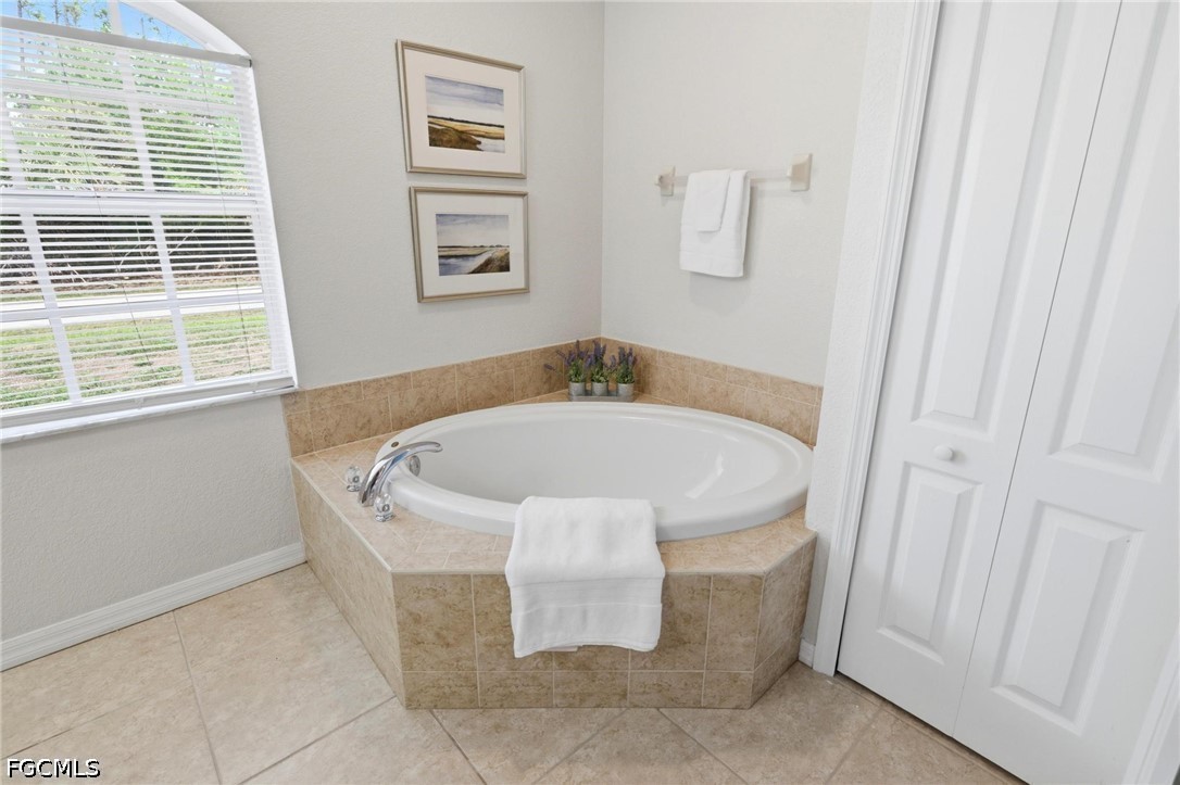 4 Bed Pool Home for Sale in North Port, photo 15