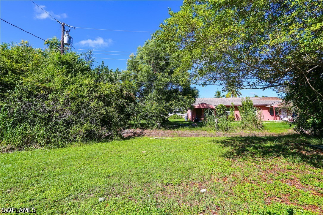 2 Bed SingleFamilyResidence for Sale in Naples, photo 15