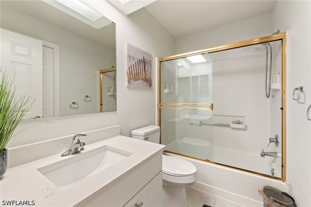 2 Bed Waterfront Home for Sale in Barrington, photo 15
