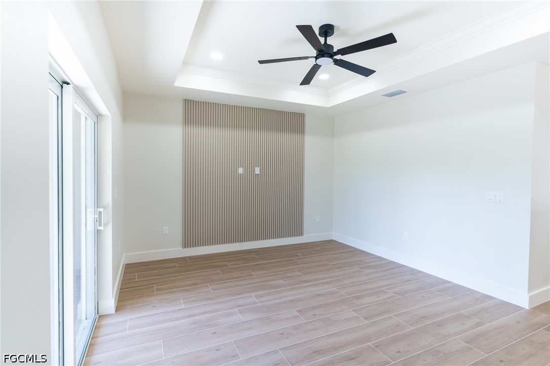 3 Bed Waterfront Home for Sale in Lehigh Acres, photo 15