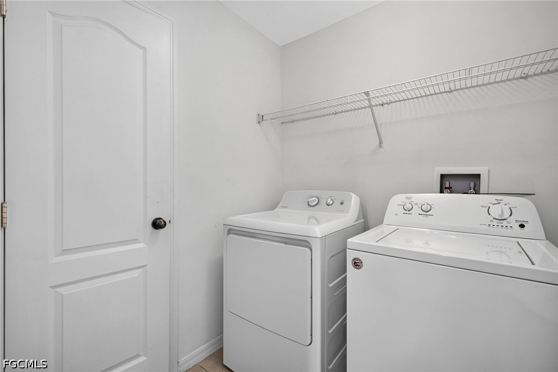 3 Bed SingleFamilyResidence for Sale in Lehigh Acres, photo 15