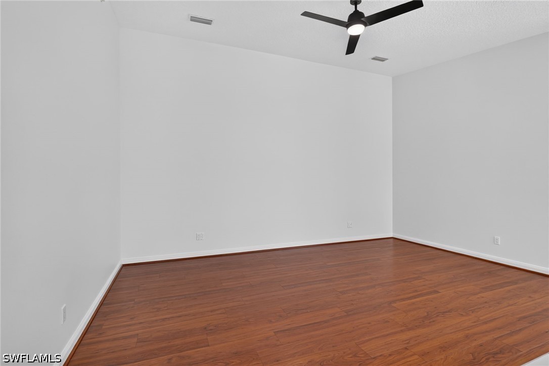 2 Bed Waterfront Home for Sale in Village Walk, photo 15