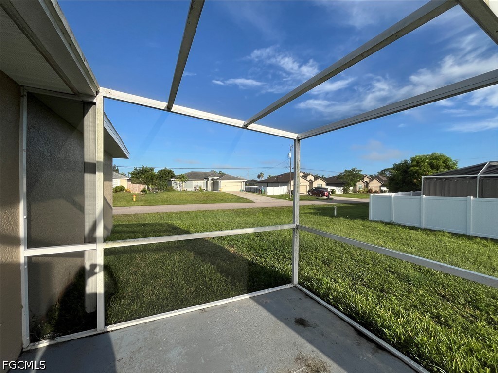 4 Bed SingleFamilyResidence for Sale in Cape Coral, photo 15