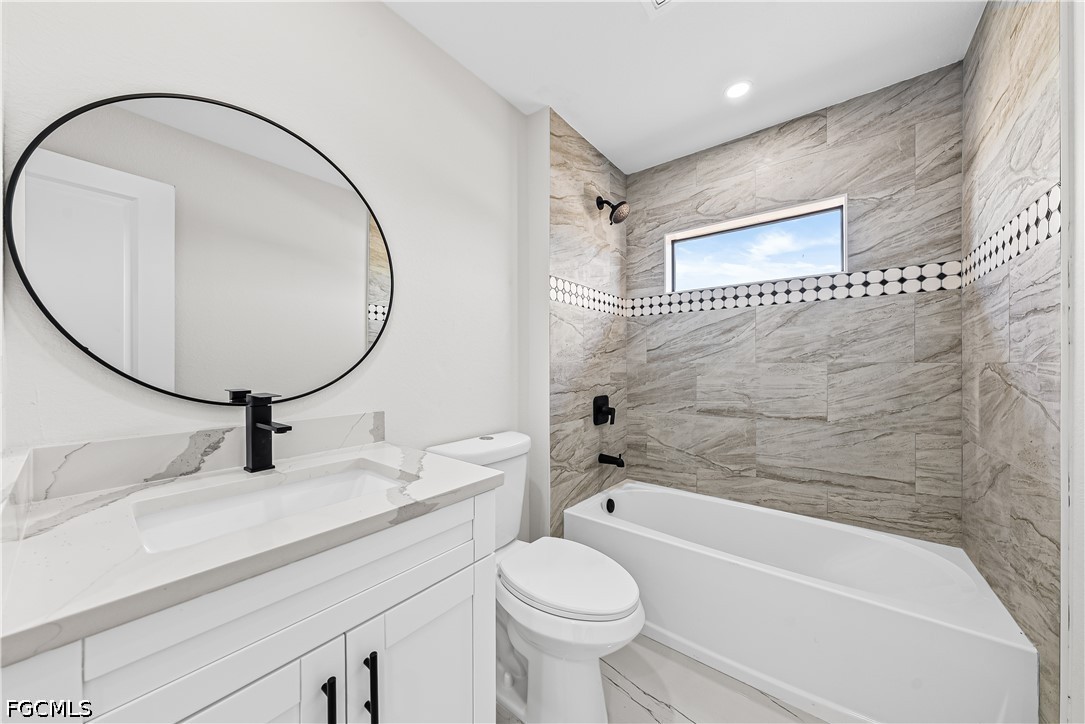 3 Bed SingleFamilyResidence for Sale in Lehigh Acres, photo 15