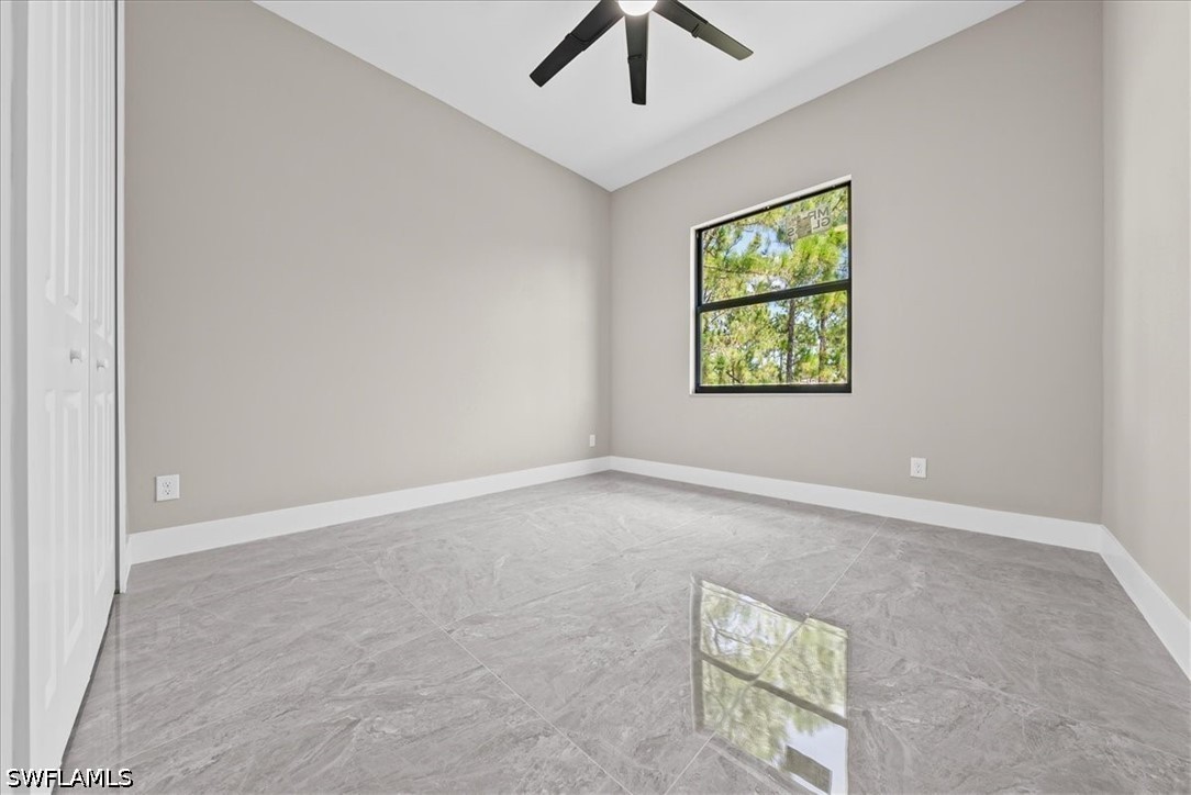 3 Bed SingleFamilyResidence for Sale in Lehigh Acres, photo 15