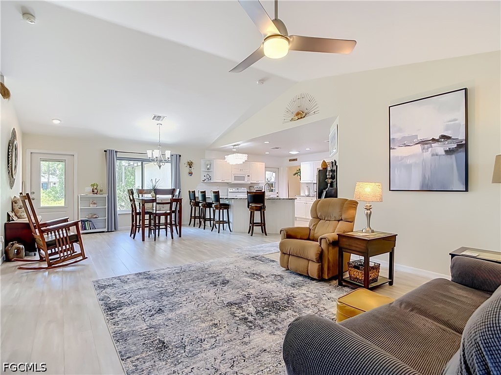 3 Bed SingleFamilyResidence for Sale in Not Applicable, photo 15
