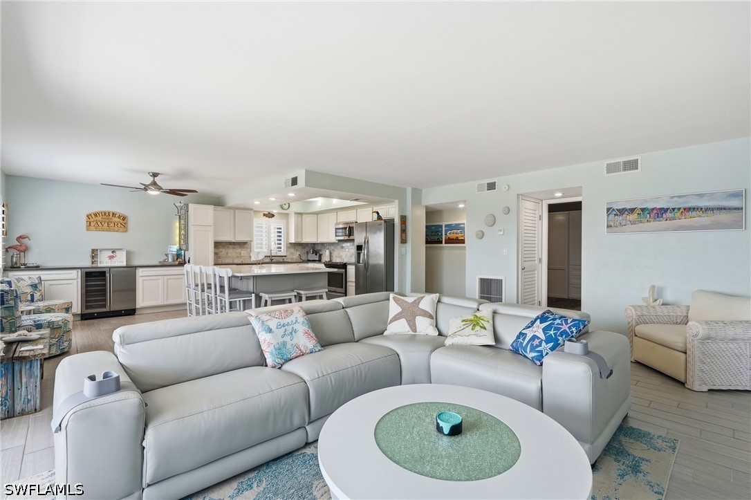 2 Bed Waterfront Home for Sale in Sand Caper, photo 15