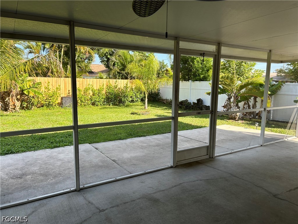 3 Bed SingleFamilyResidence for Sale in Cape Coral, photo 15