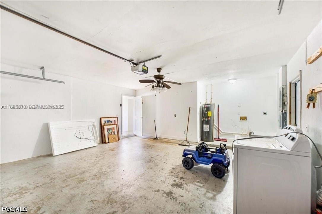 3 Bed Pool Home for Sale in Cape Coral, photo 15