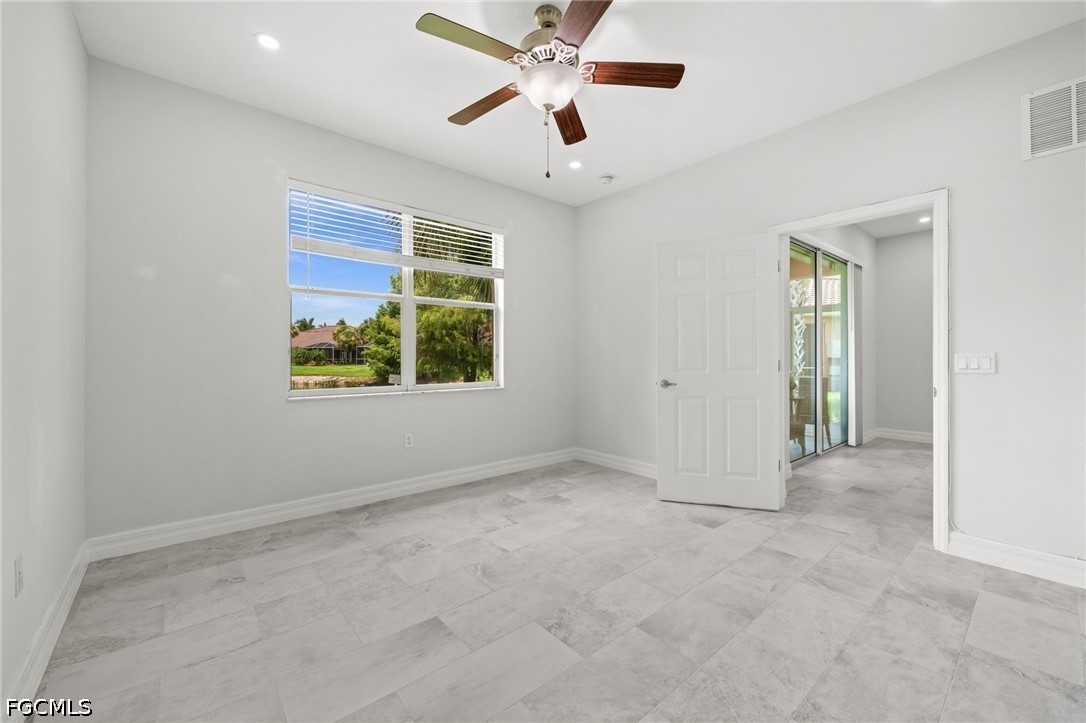 3 Bed Waterfront Home for Sale in Naples, photo 15