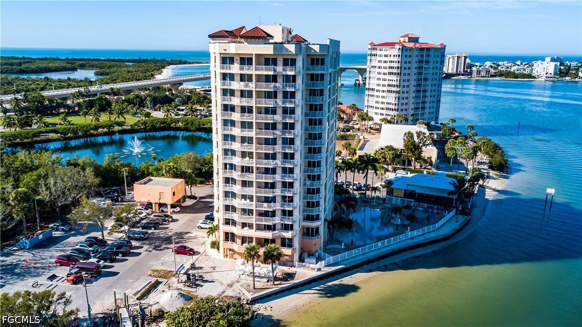 1 Bed Waterfront Home for Sale in Bonita Springs, photo 15