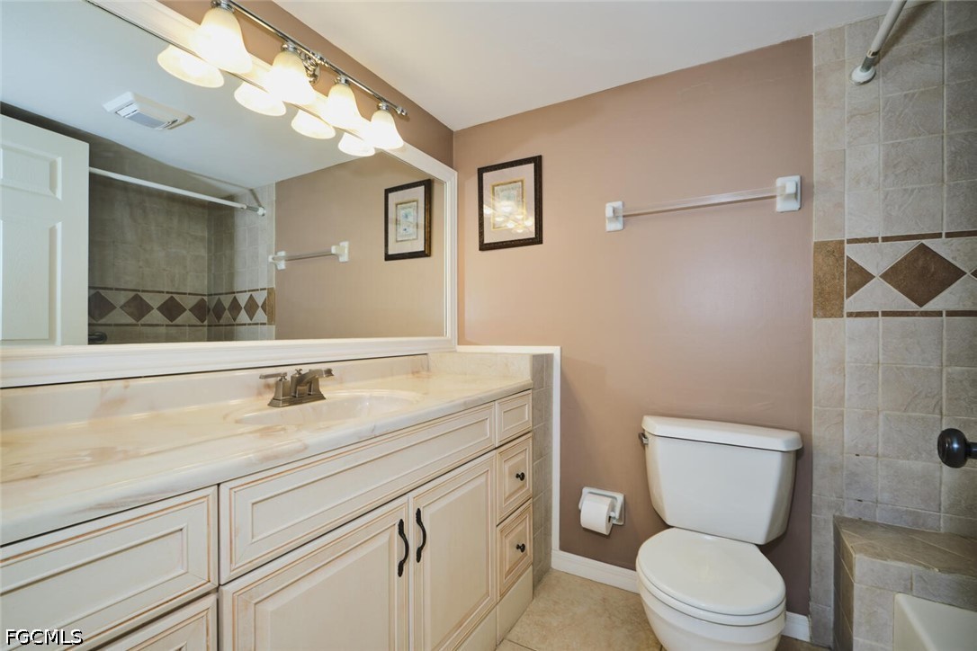 2 Bed Waterfront Home for Sale in Cape Coral, photo 15