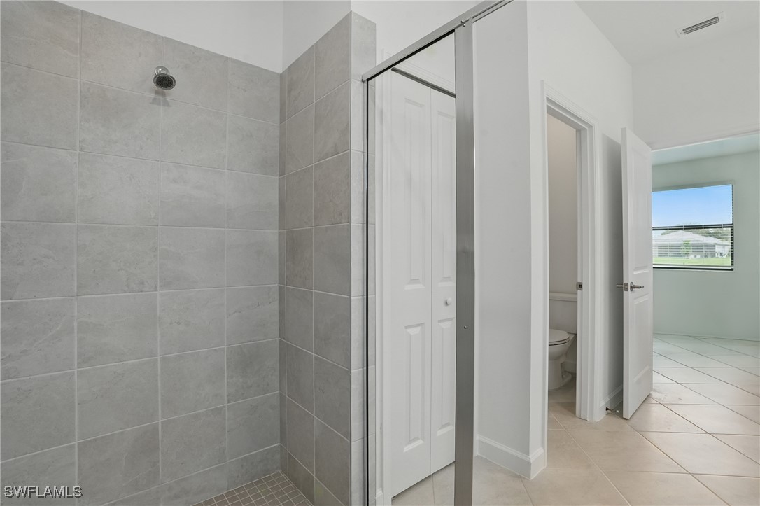 4 Bed Waterfront Home for Sale in Timber Creek, photo 16