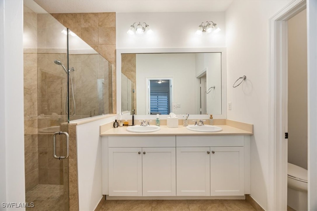 3 Bed SingleFamilyResidence for Sale in Silverwood, FL — photo 16