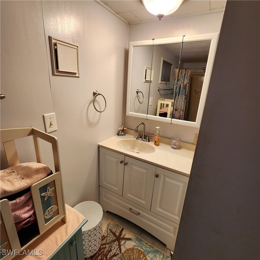 2 Bed ManufacturedHome for Sale in Mobile Manor, FL, $79,900 — photo 16