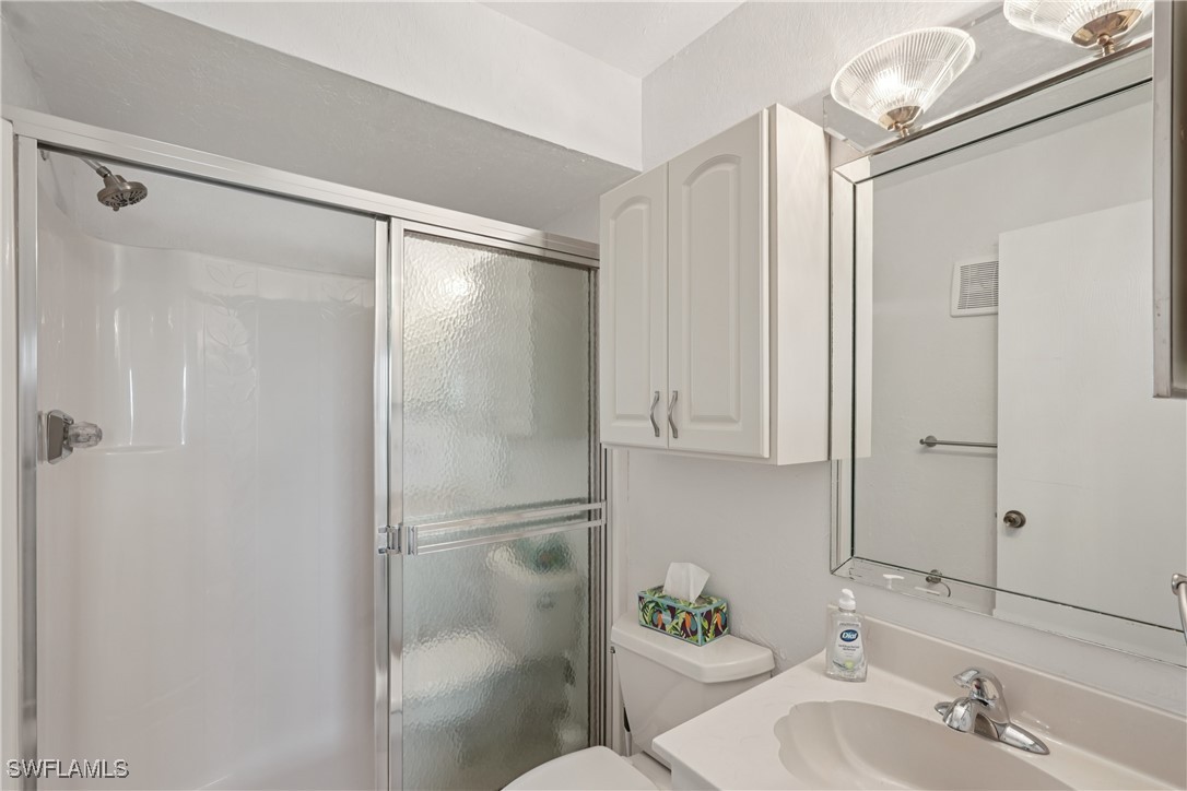 2 Bed Waterfront Home for Sale in Punta Gorda, photo 16