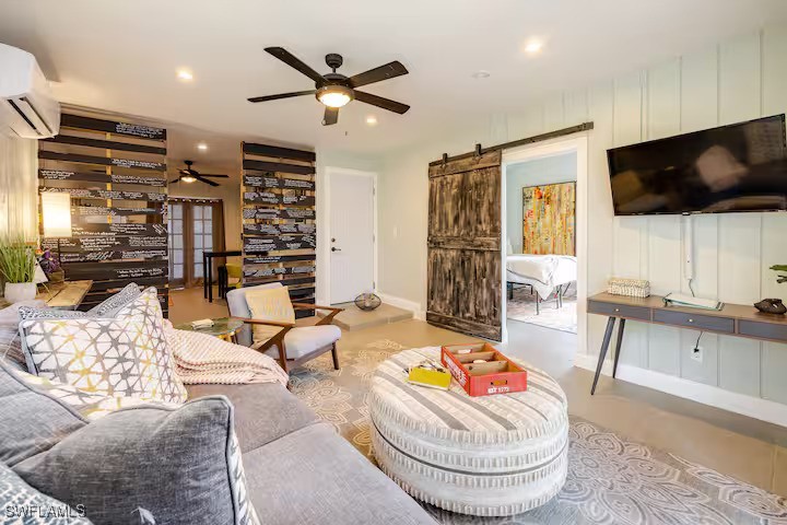 2 Bed SingleFamilyResidence for Sale in Naples, photo 16