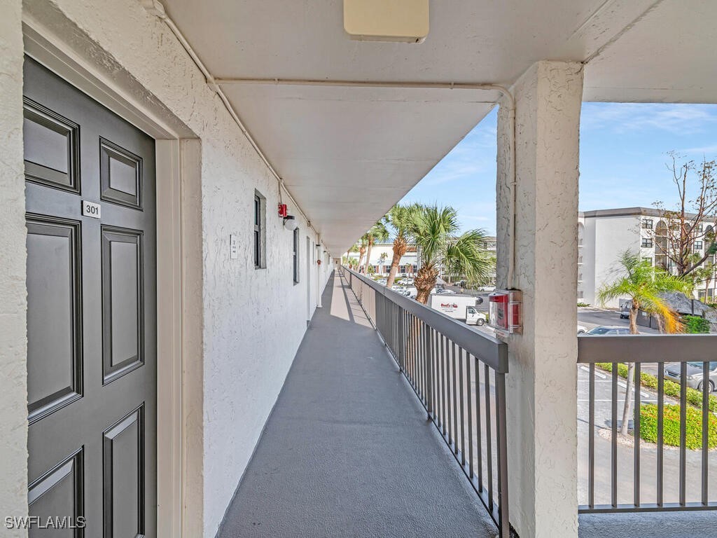 1 Bed Waterfront Home for Sale in Anglers Cove, FL, $359,900 — photo 16