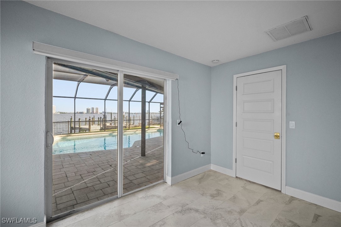 3 Bed Pool Home for Sale in Port Edison, photo 16