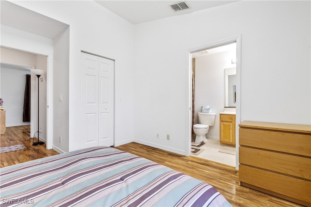 2 Bed Waterfront Home for Sale in Fort Myers, photo 16