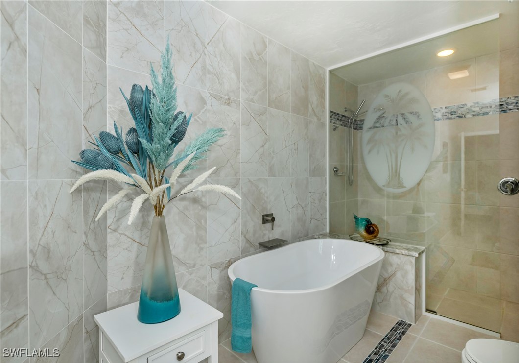 2 Bed SingleFamilyResidence for Sale in Cape Coral, FL — photo 16