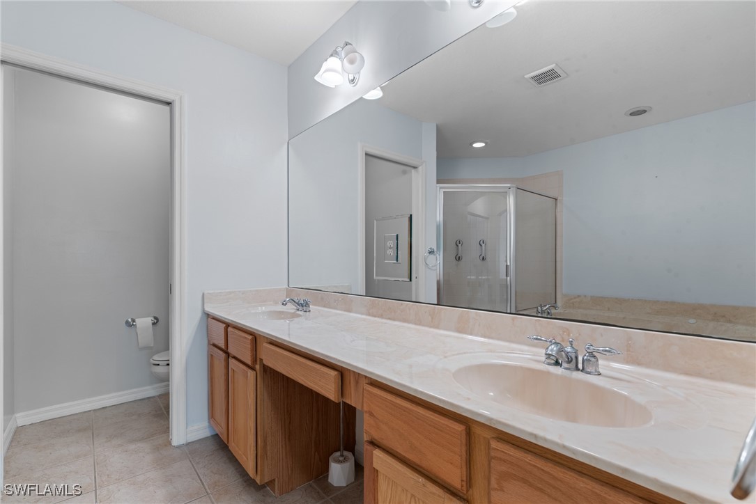 3 Bed Townhouse for Sale in Colonnade At Forum, FL, $305,000 — photo 16