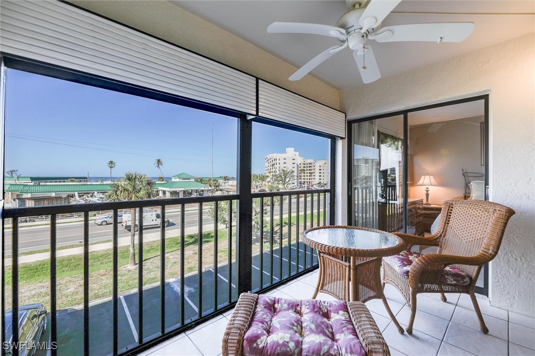 2 Bed Condominium for Sale in Fort Myers Beach, FL, $299,000 — photo 16