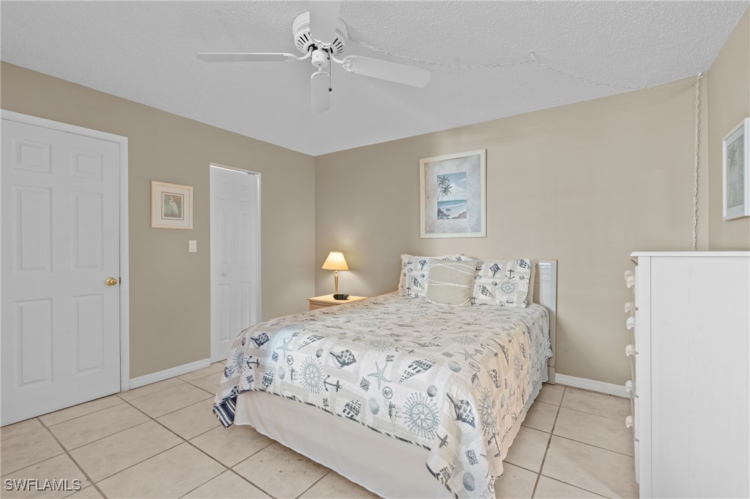 1 Bed Waterfront Home for Sale in Beach And Tennis Club, photo 16