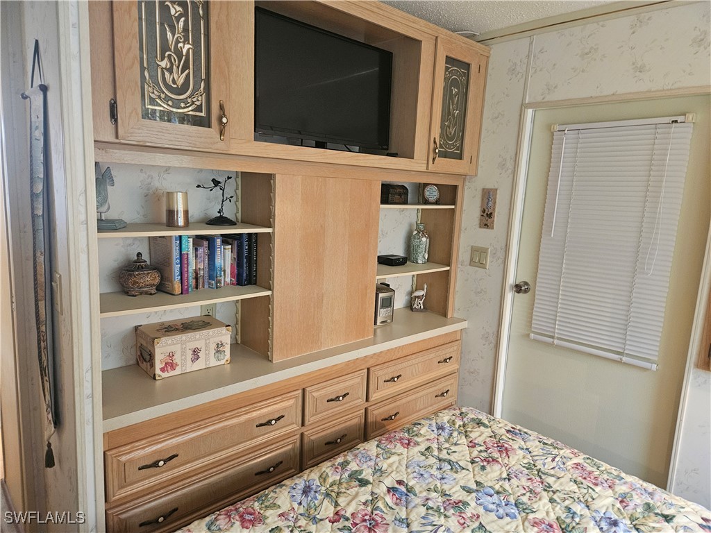 1 Bed ManufacturedHome for Sale in Naples, FL, $87,500 — photo 16